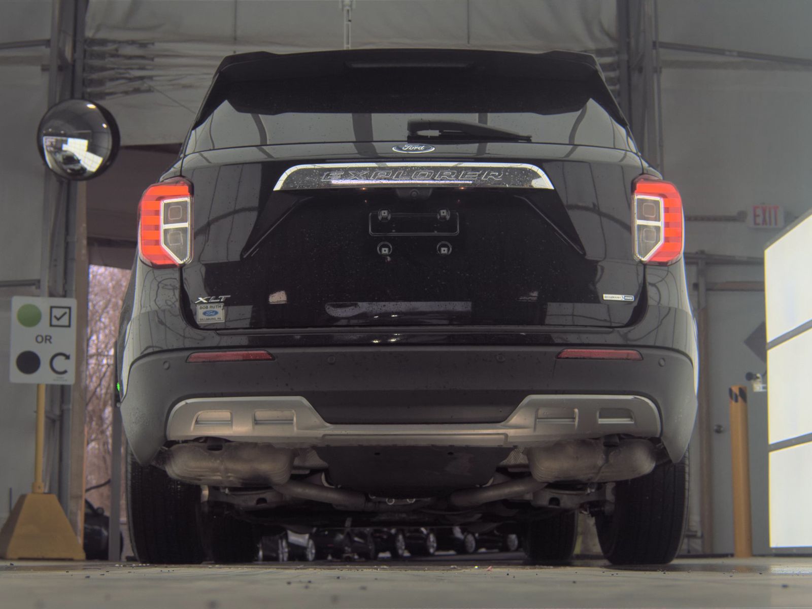 2020 Ford Explorer XLT AWD