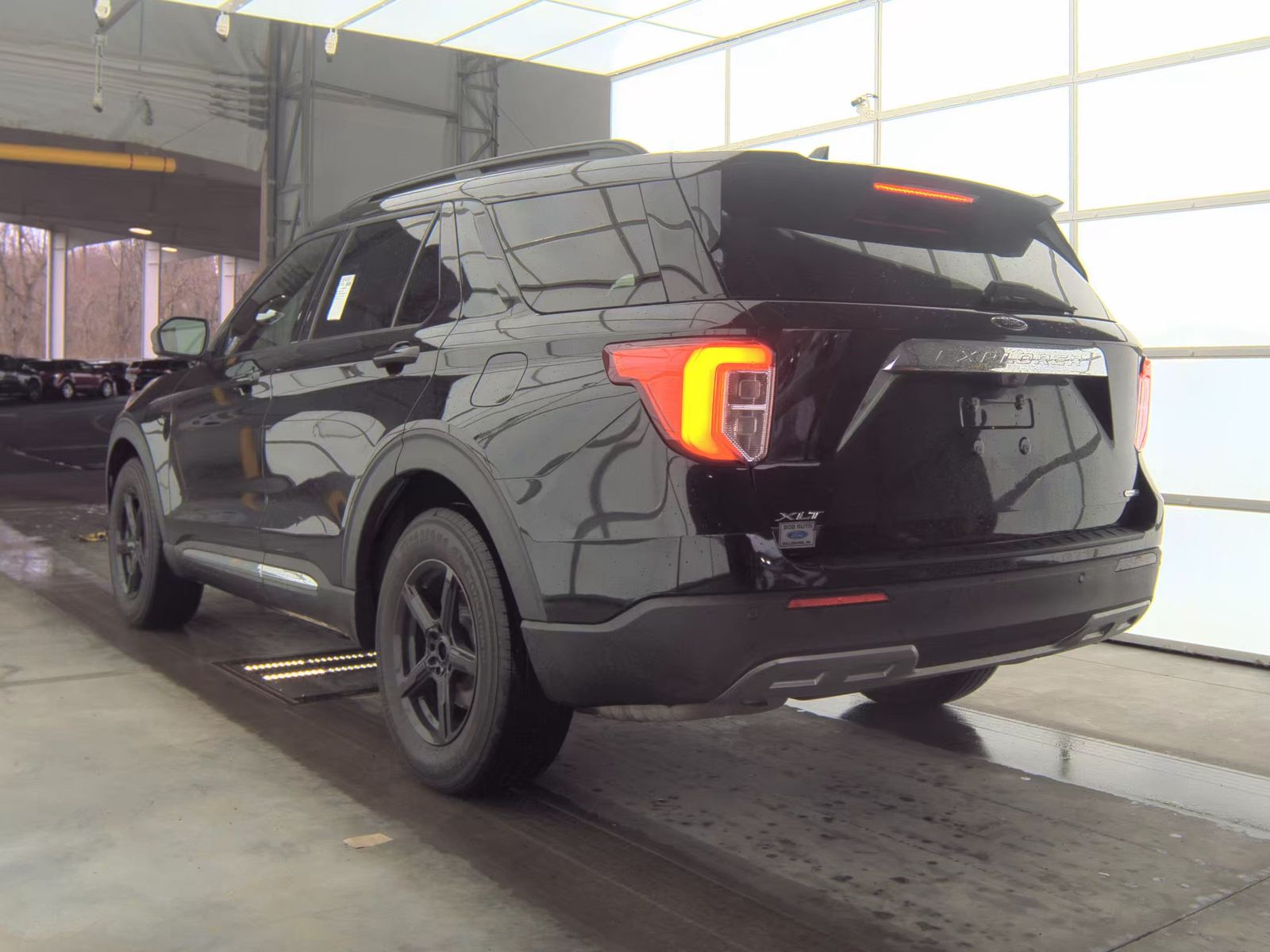 2020 Ford Explorer XLT AWD