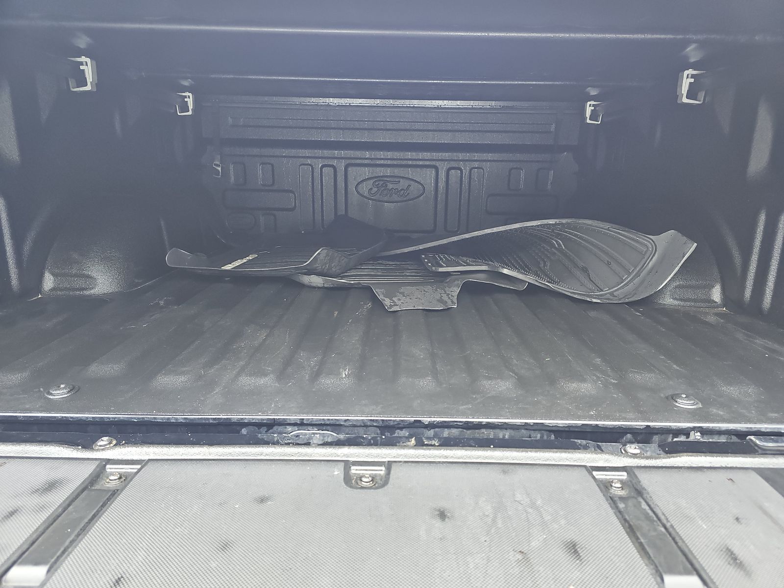 2024 Ford F-150 Hybrid Lariat AWD