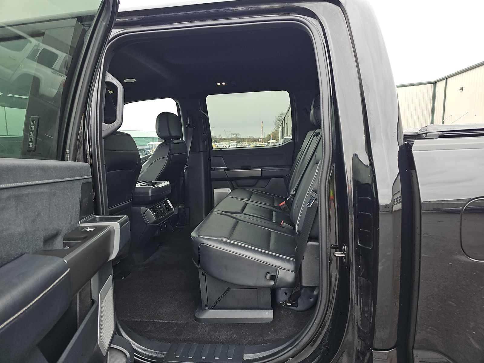 2024 Ford F-150 Hybrid Lariat AWD