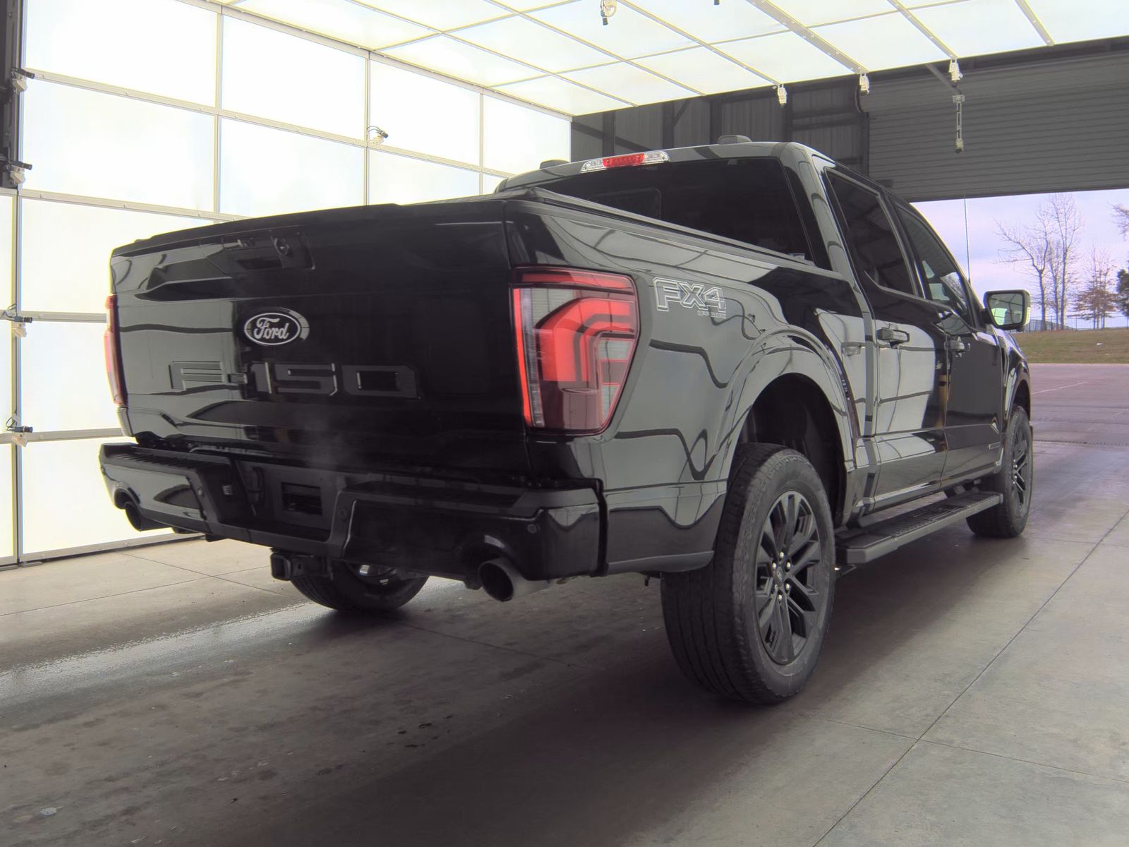 2024 Ford F-150 Hybrid Lariat AWD