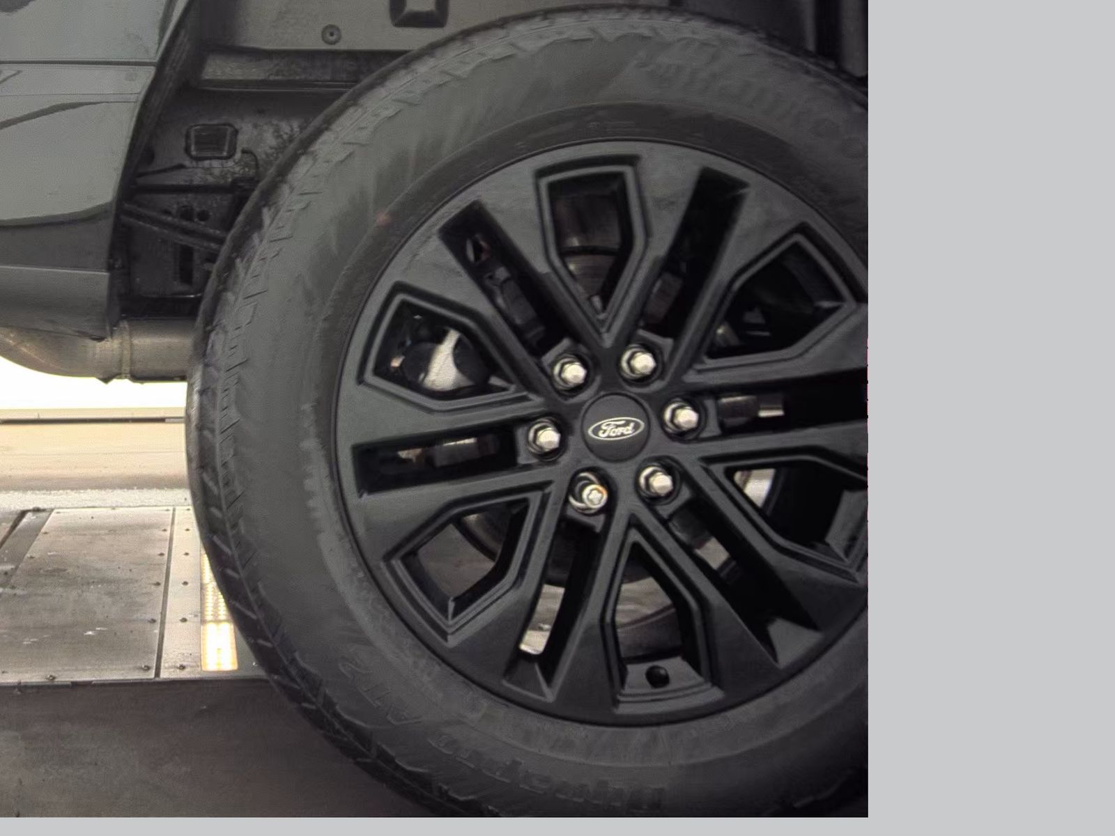 2024 Ford F-150 Hybrid Lariat AWD