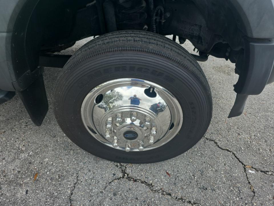 FORD F-450 - 10