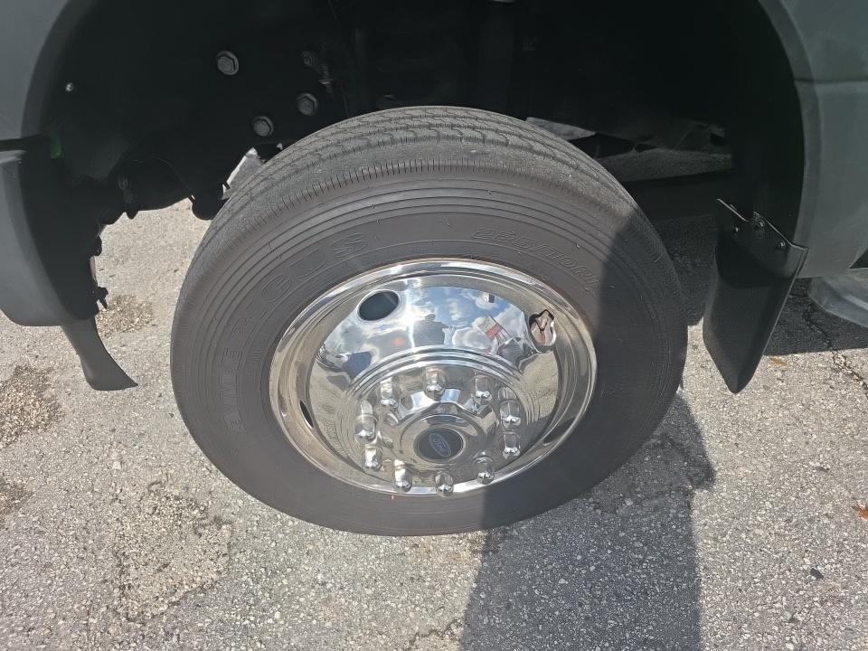 FORD F-450 - 9