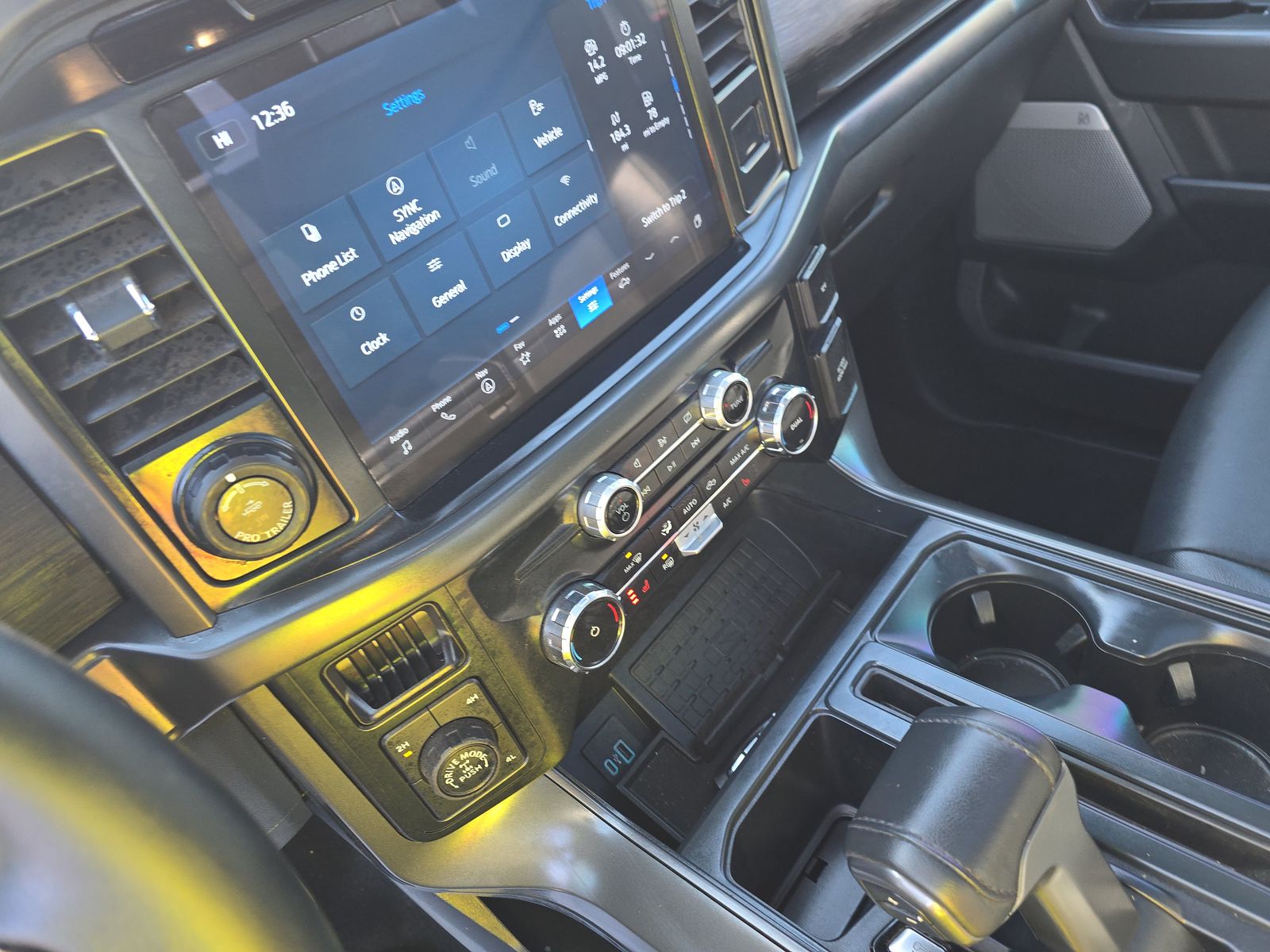 2024 Ford F-150 XLT AWD