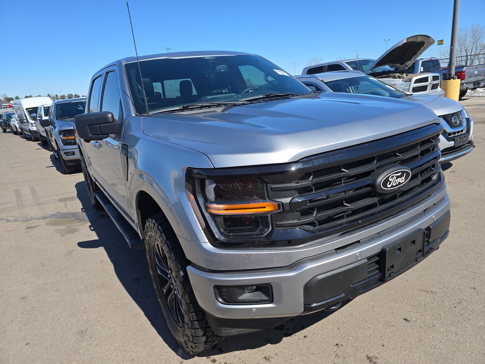 2024 Ford F-150 XLT AWD
