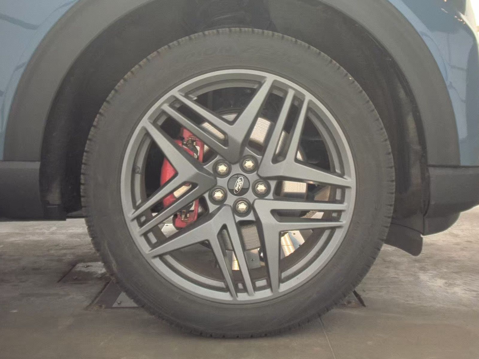 2025 Ford Explorer ST-Line AWD