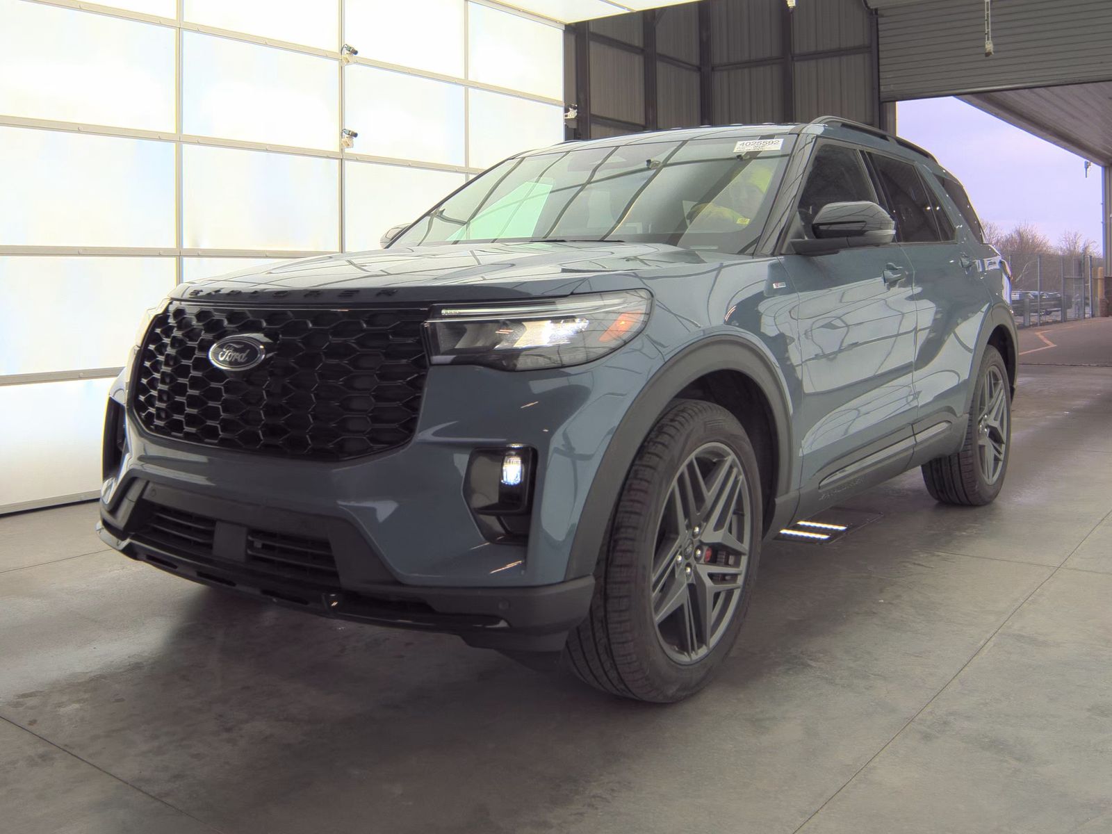 2025 Ford Explorer ST-Line AWD