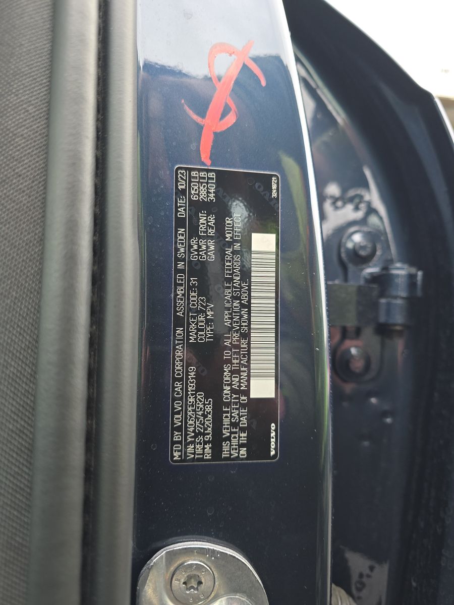 2024 Volvo XC90 B6 Plus AWD