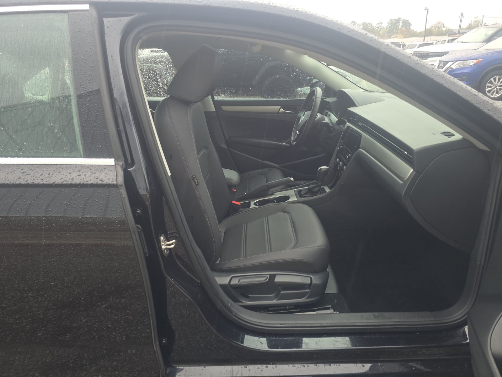 2021 Volkswagen Passat 2.0T SE FWD