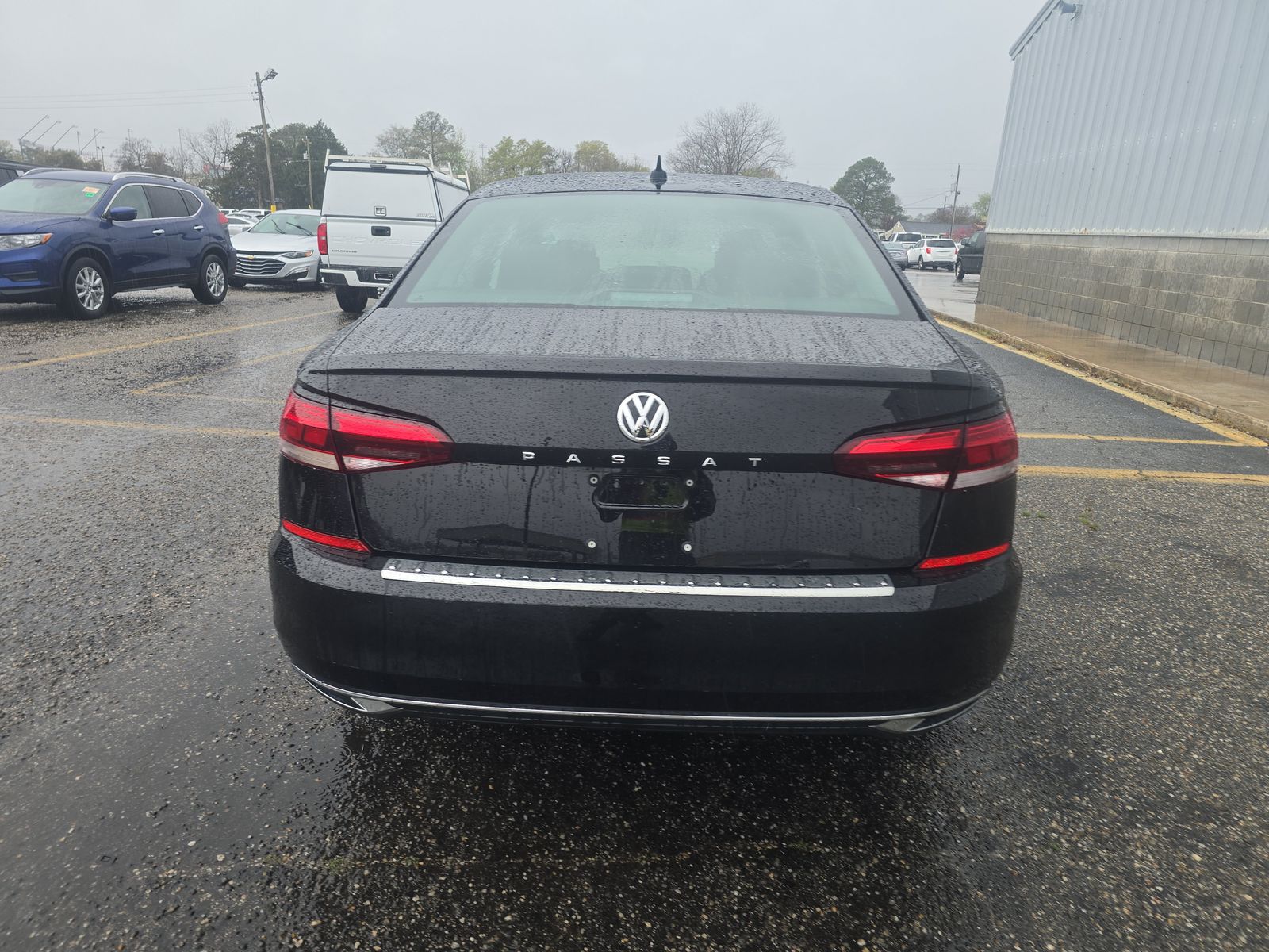 2021 Volkswagen Passat 2.0T SE FWD