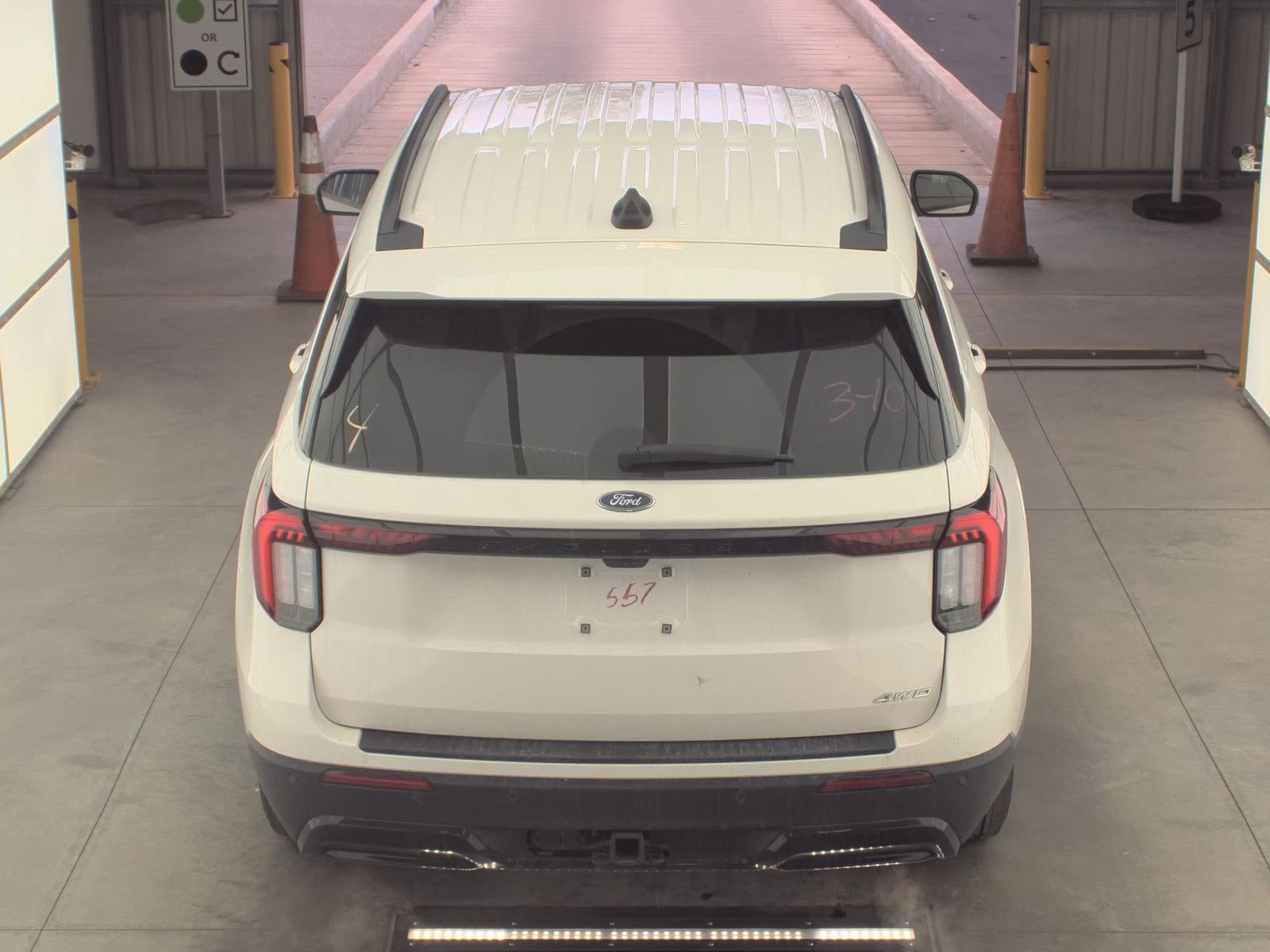 2025 Ford Explorer ST-Line AWD