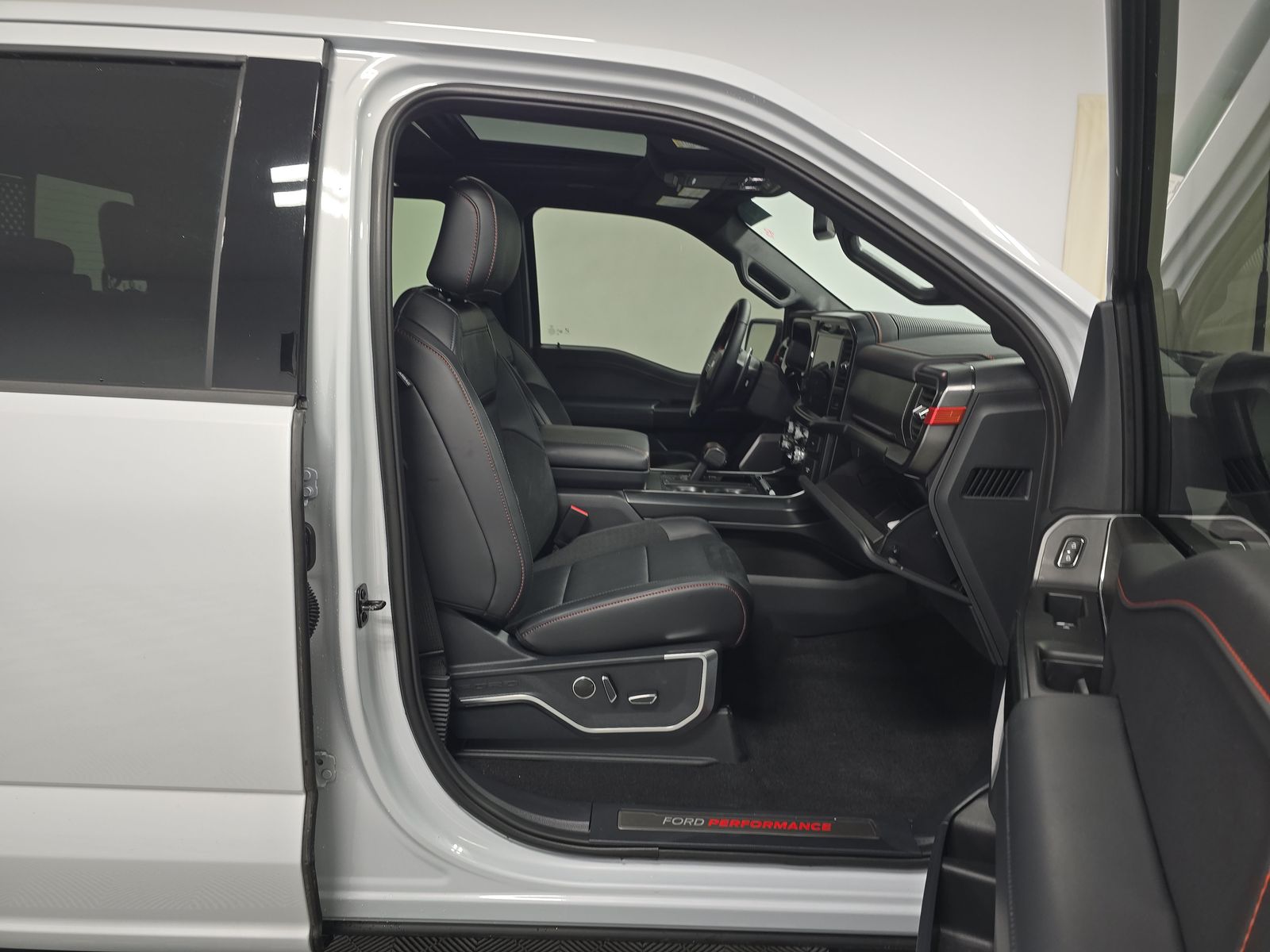 2025 Ford F-150 Raptor AWD