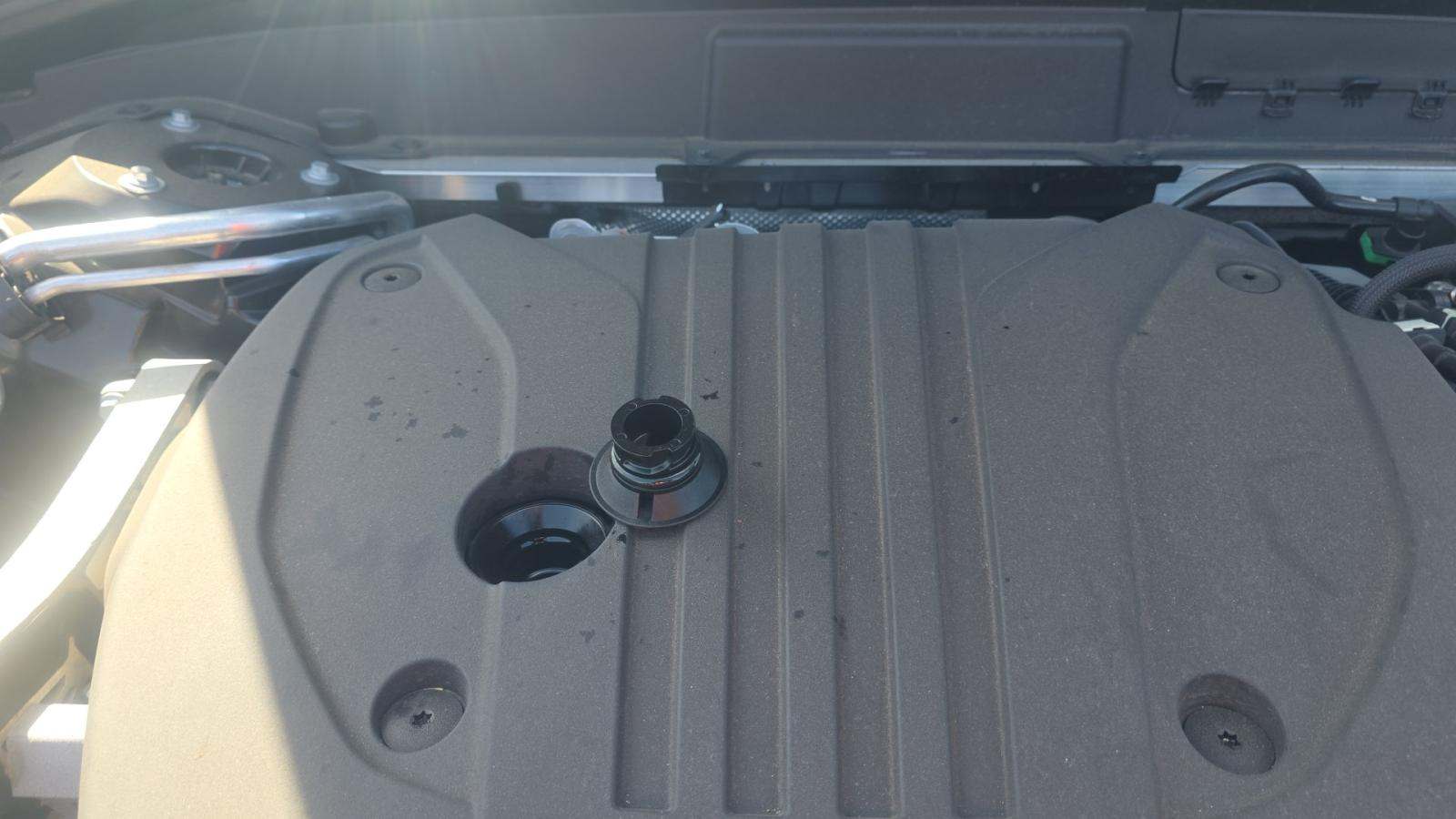 2025 Volvo XC60 B5 Plus FWD