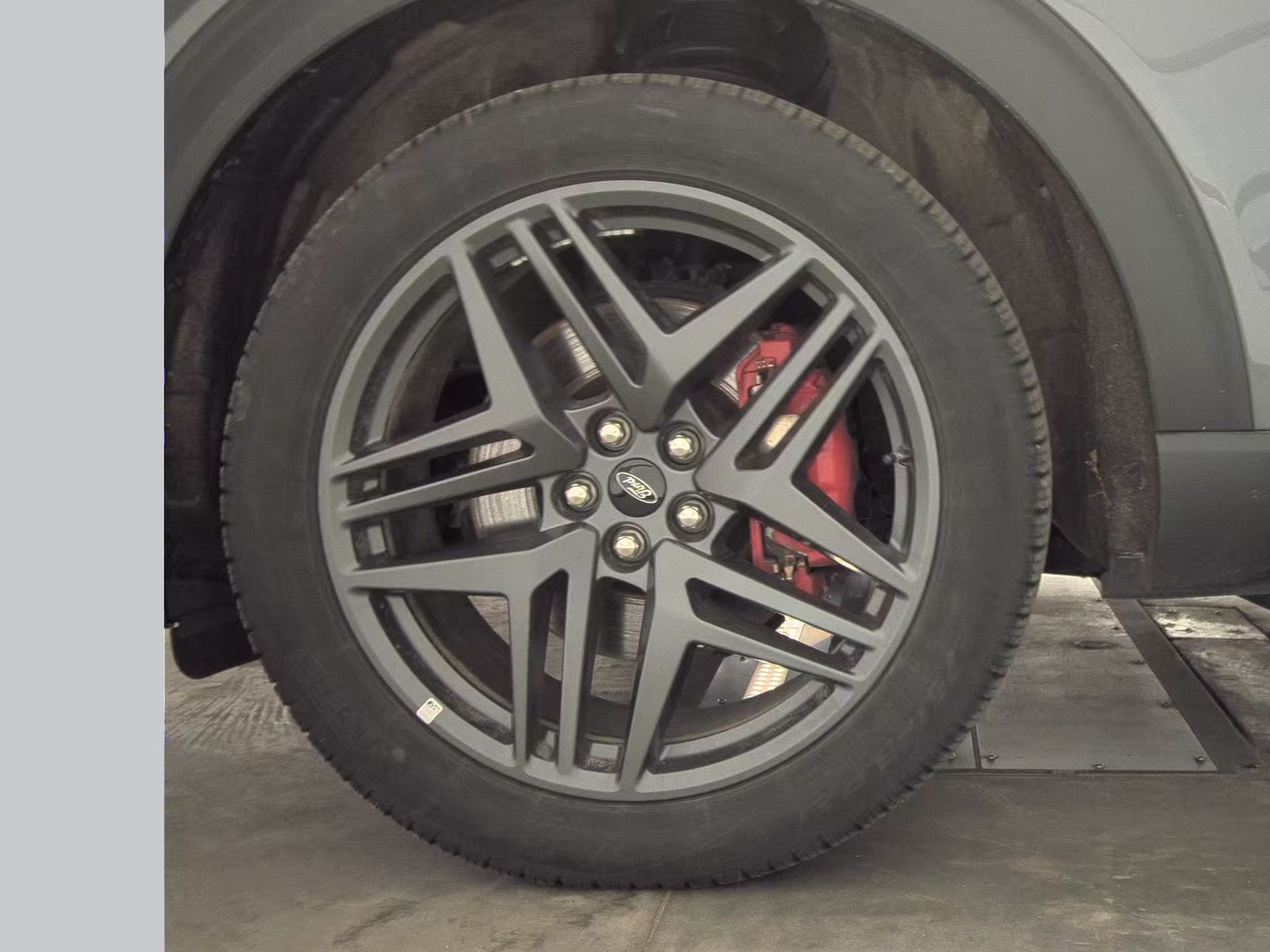 2025 Ford Explorer ST-Line AWD