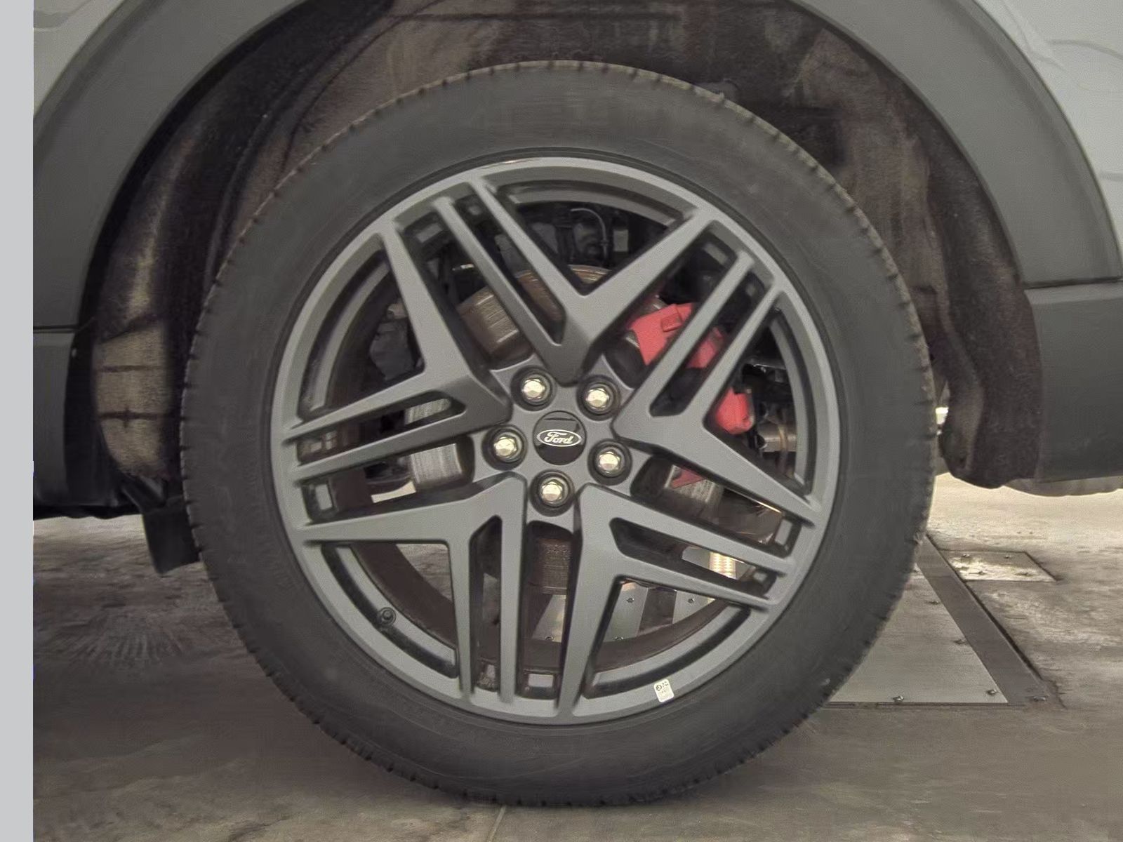 2025 Ford Explorer ST-Line AWD