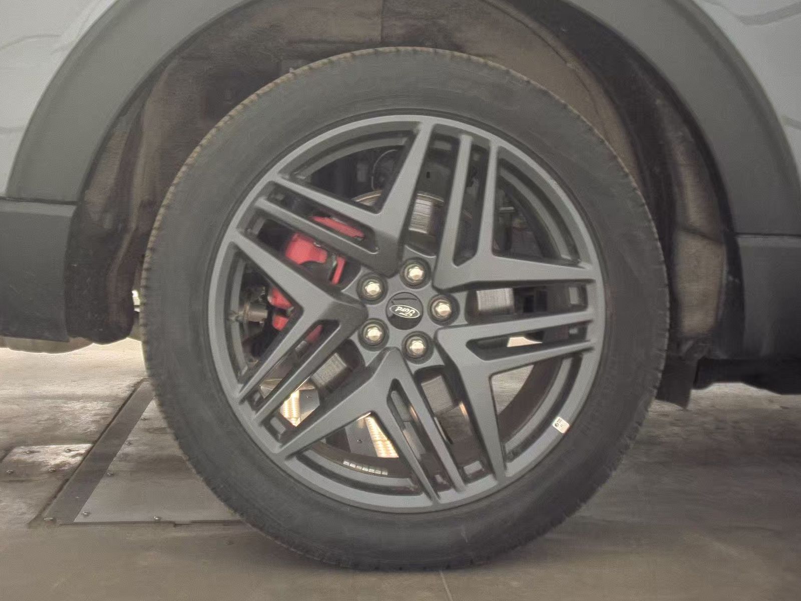 2025 Ford Explorer ST-Line AWD