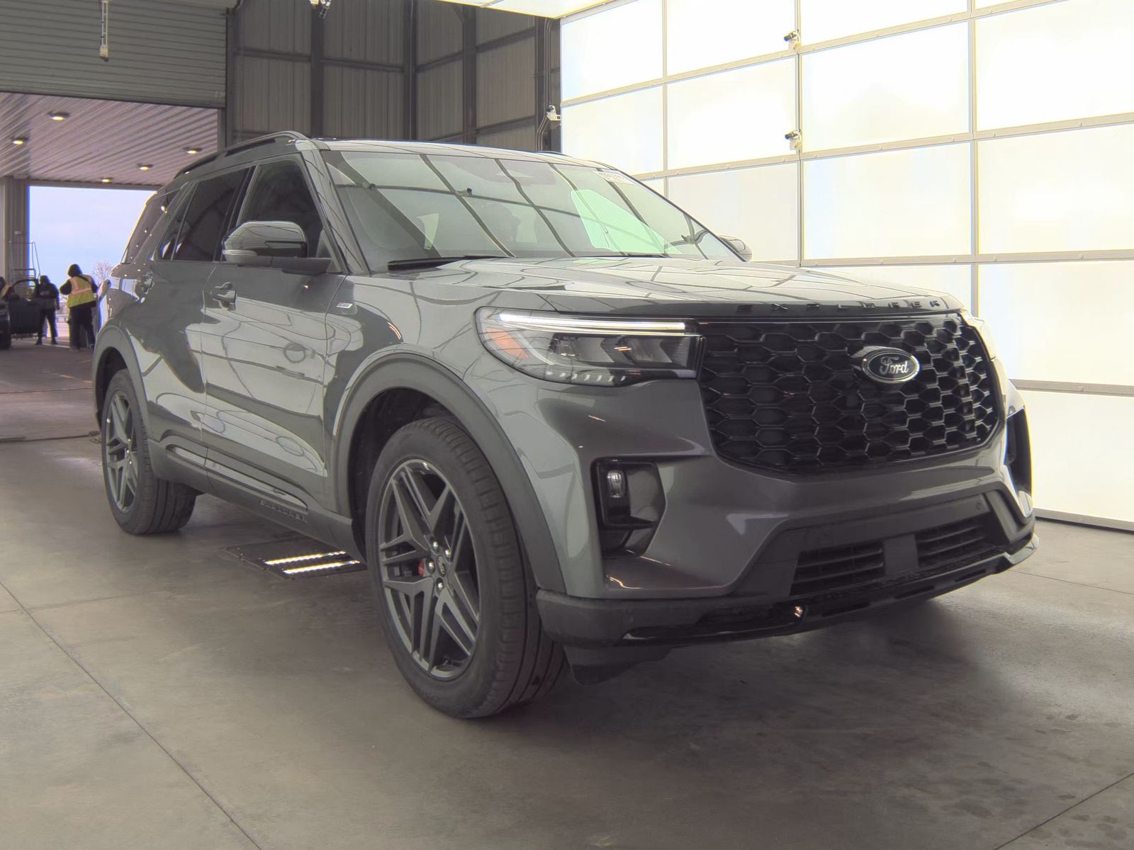 2025 Ford Explorer ST-Line AWD