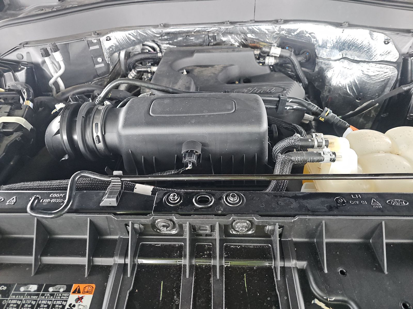 2020 Ford Explorer XLT AWD