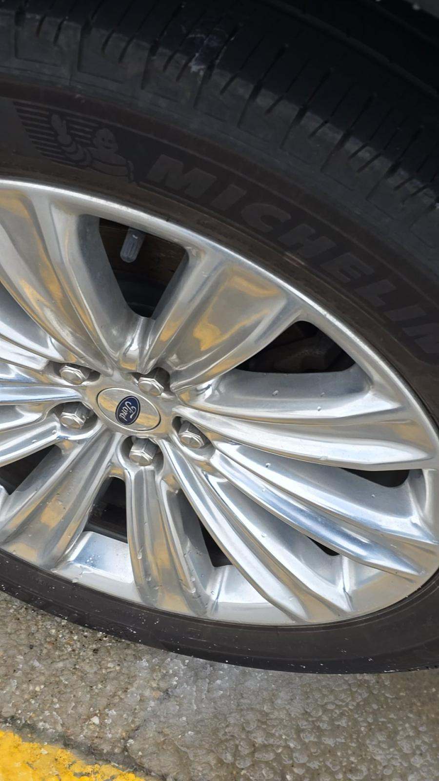 2022 Ford Explorer Limited AWD