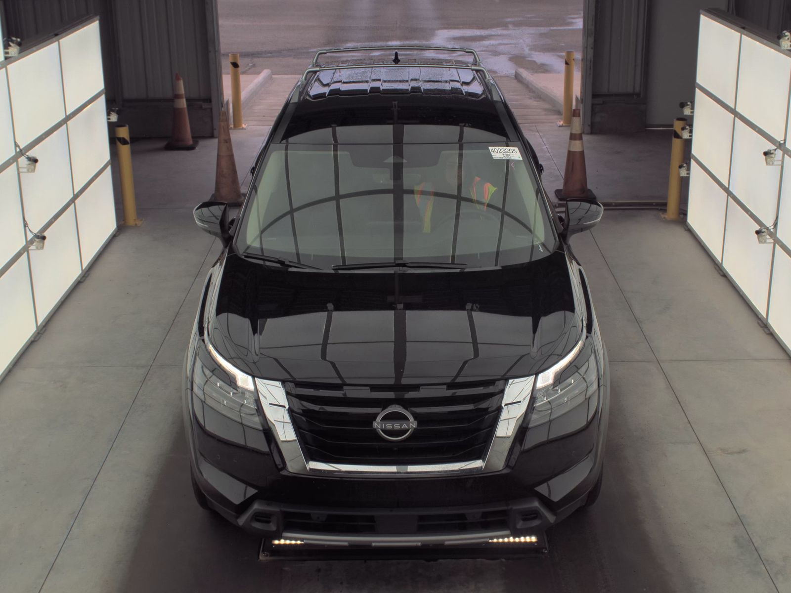 2025 Nissan Pathfinder SL FWD