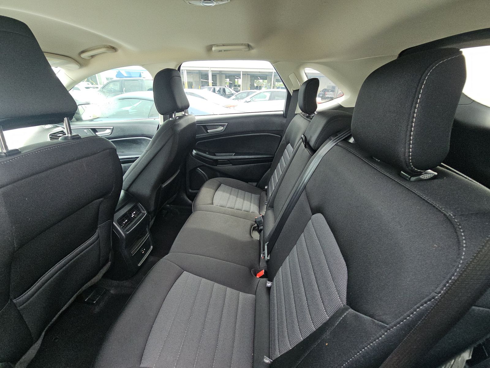 2022 Ford Edge SE AWD