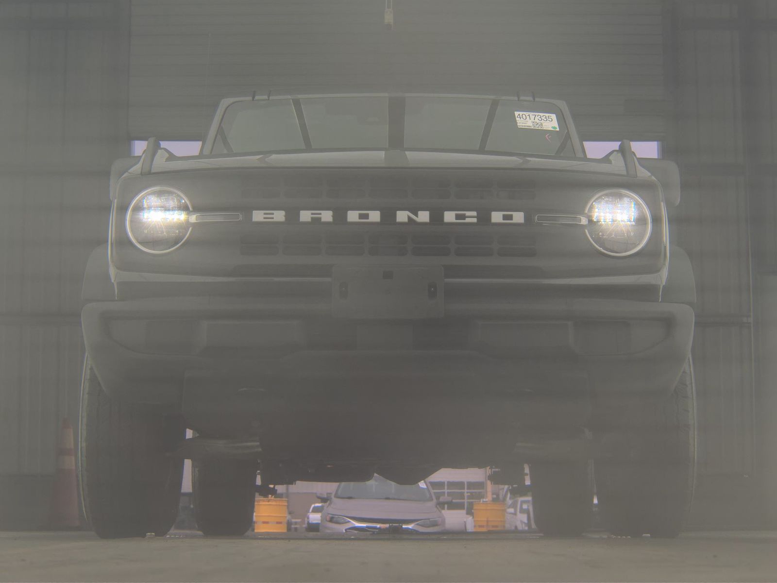FORD BRONCO - 4