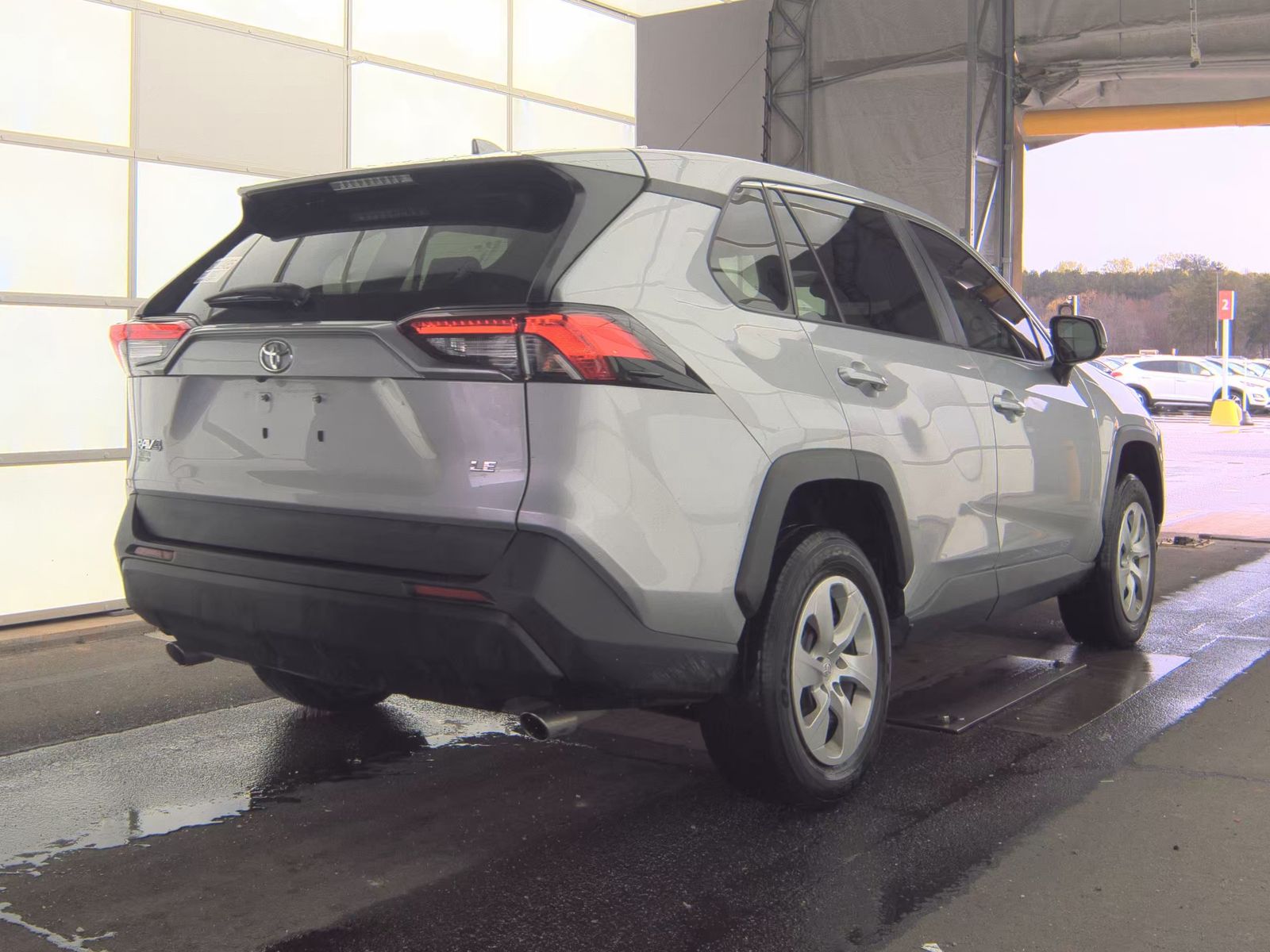 2024 Toyota RAV4 LE FWD