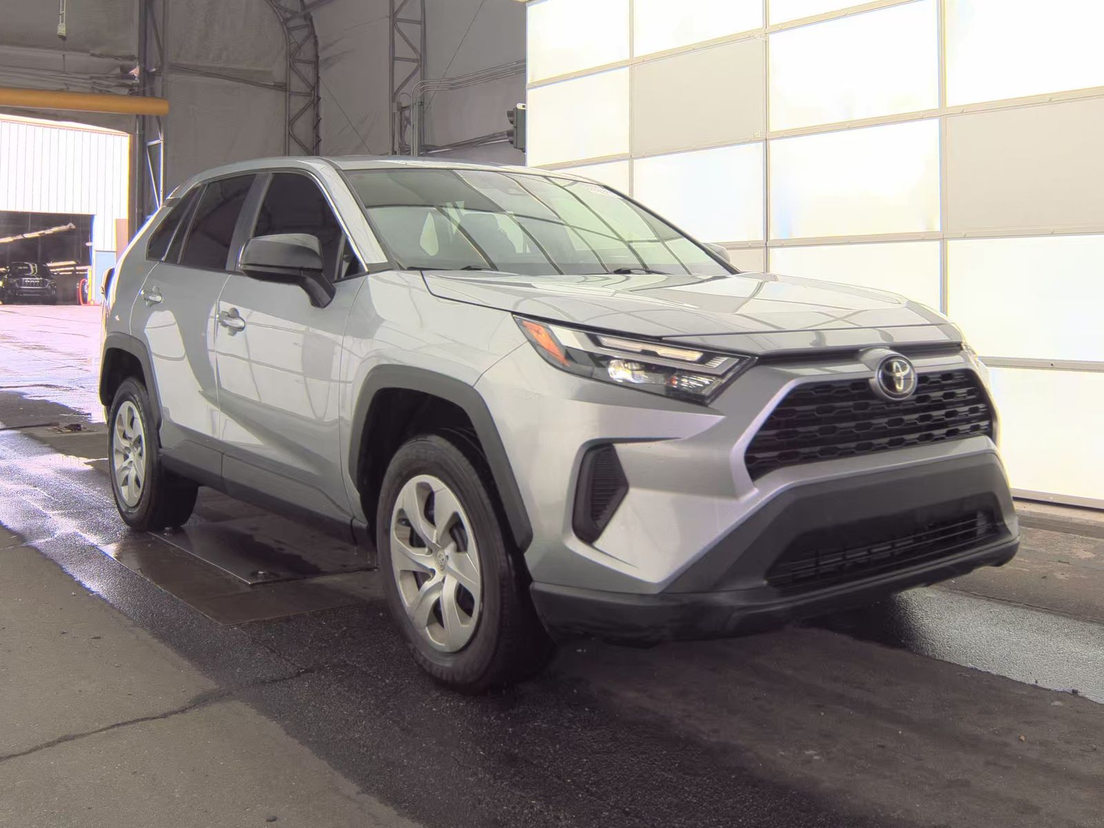 2024 Toyota RAV4 LE FWD
