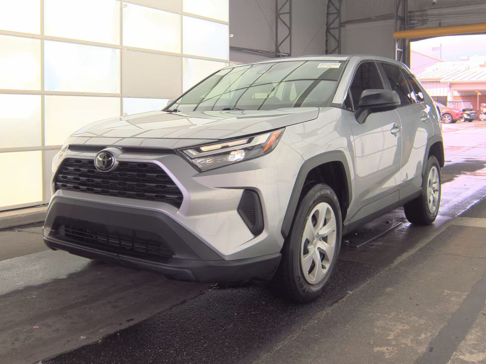 2024 Toyota RAV4 LE FWD