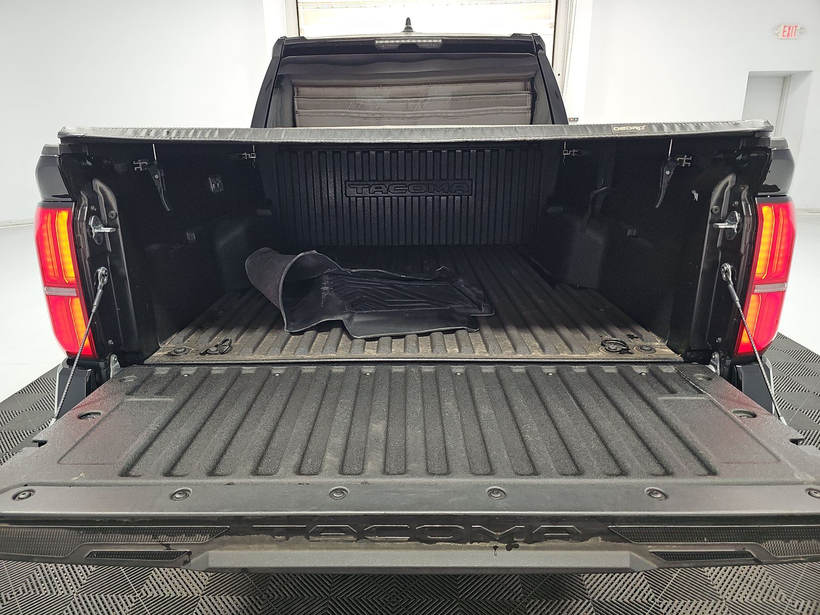 2025 Toyota Tacoma TRD Sport AWD