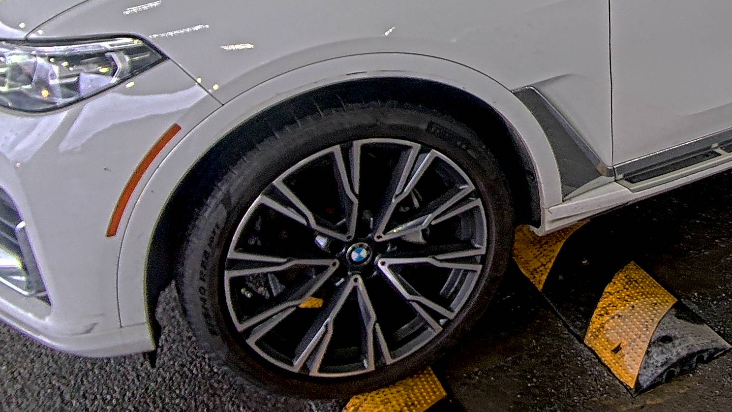 2020 BMW X7 xDrive40i AWD