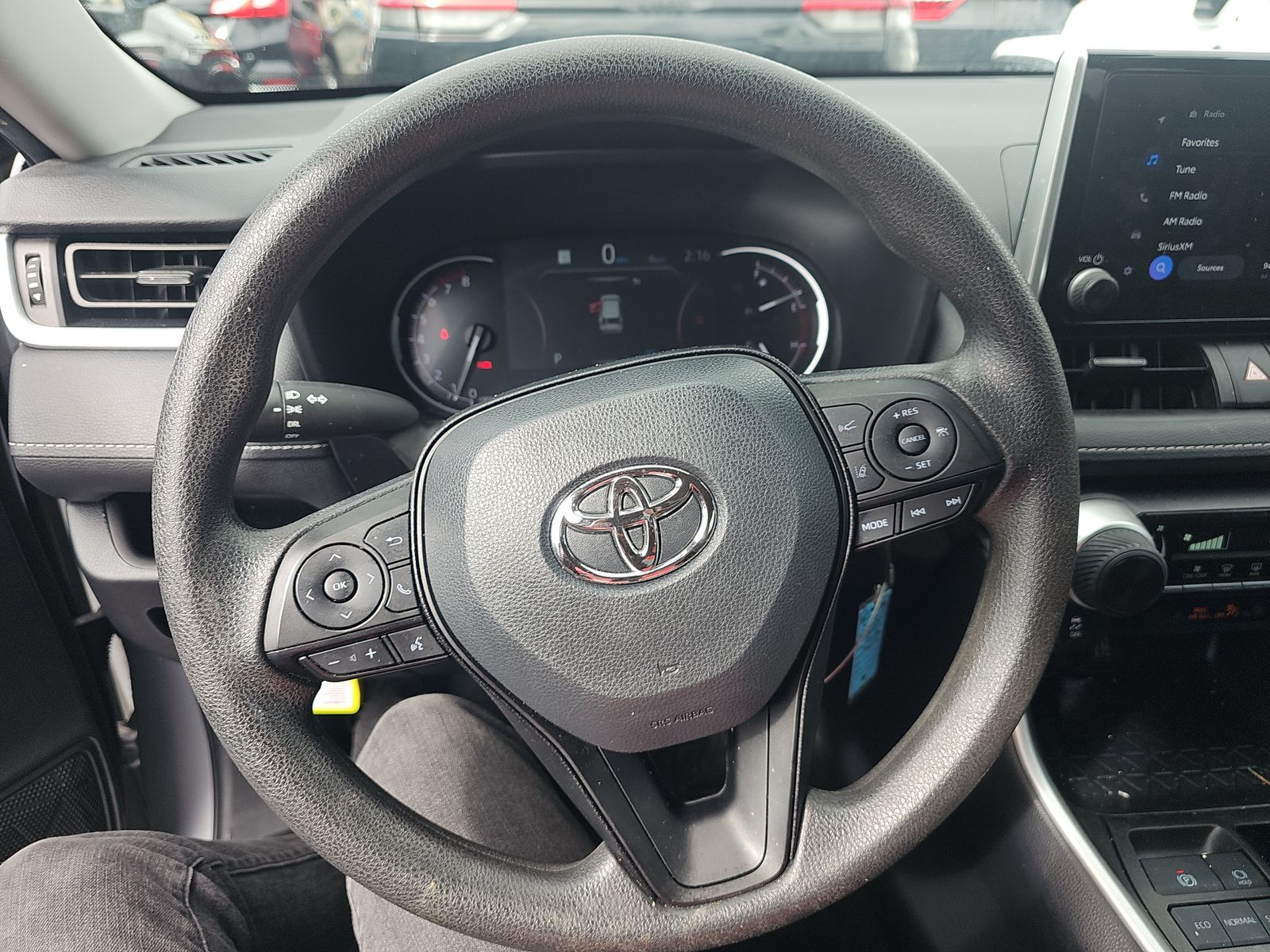 2024 Toyota RAV4 LE FWD