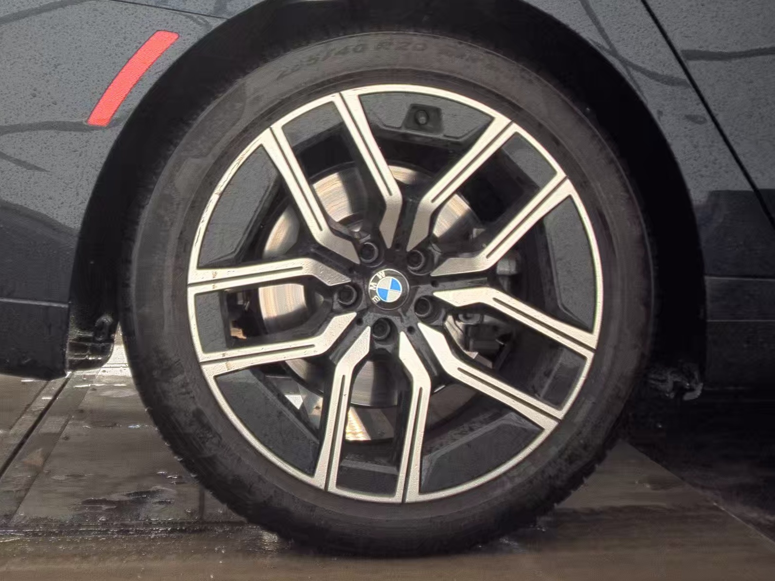 2025 BMW 7 Series 740i xDrive AWD