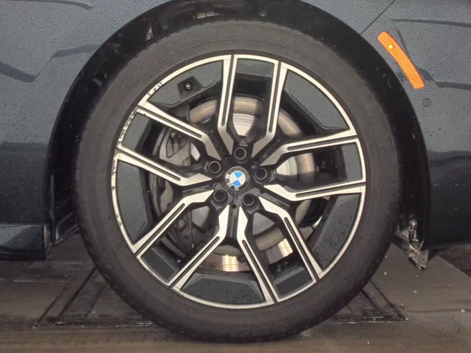 2025 BMW 7 Series 740i xDrive AWD