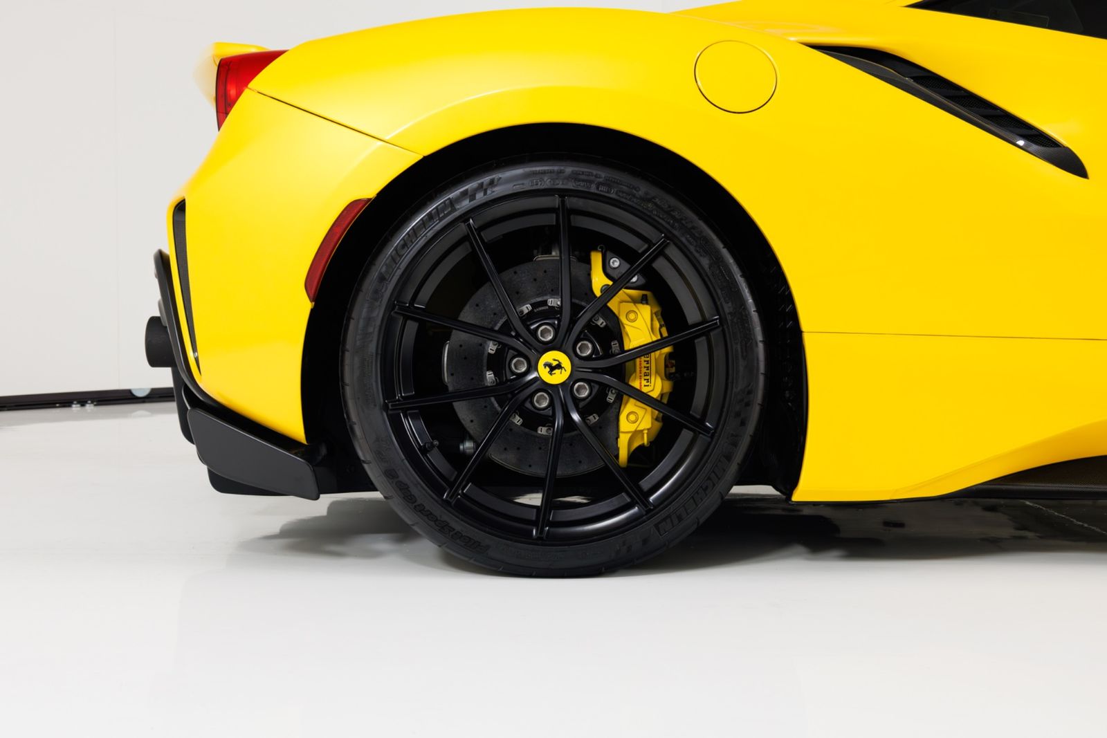 2020 Ferrari 488 Pista RWD