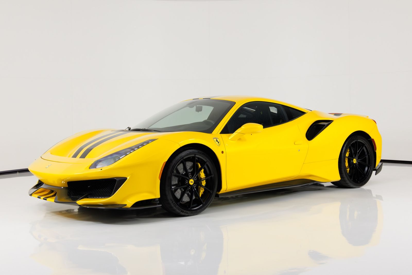 2020 Ferrari 488 Pista RWD