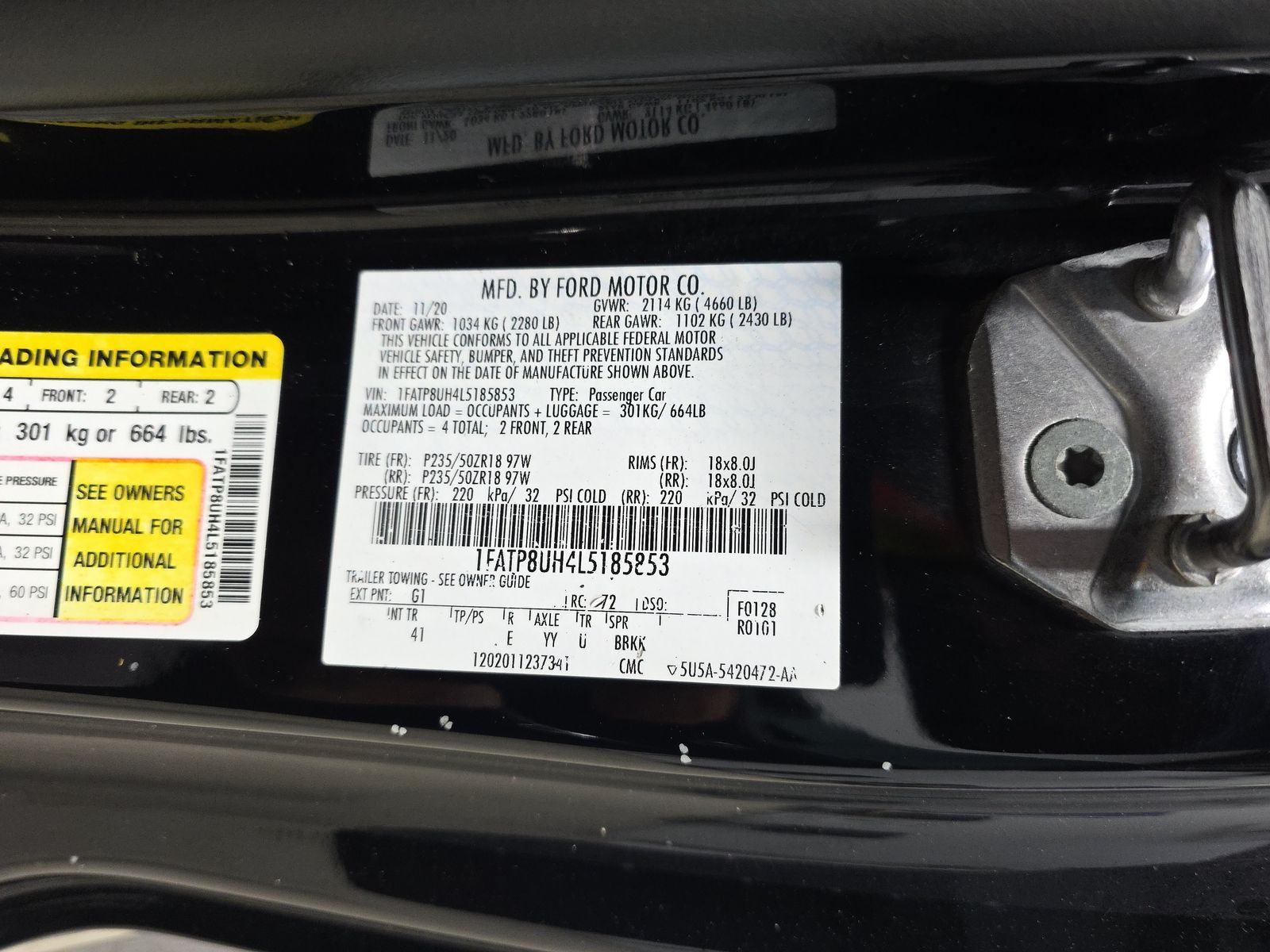 2020 Ford Mustang EcoBoost Premium RWD