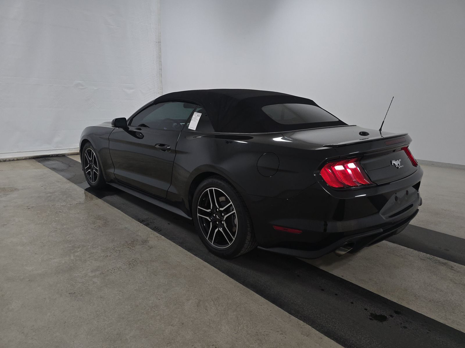 2020 Ford Mustang EcoBoost Premium RWD