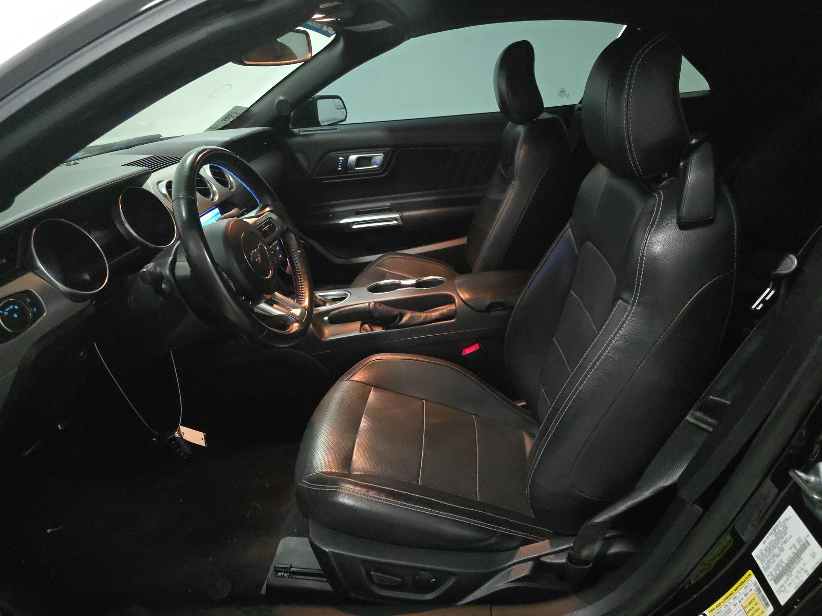 2020 Ford Mustang EcoBoost Premium RWD