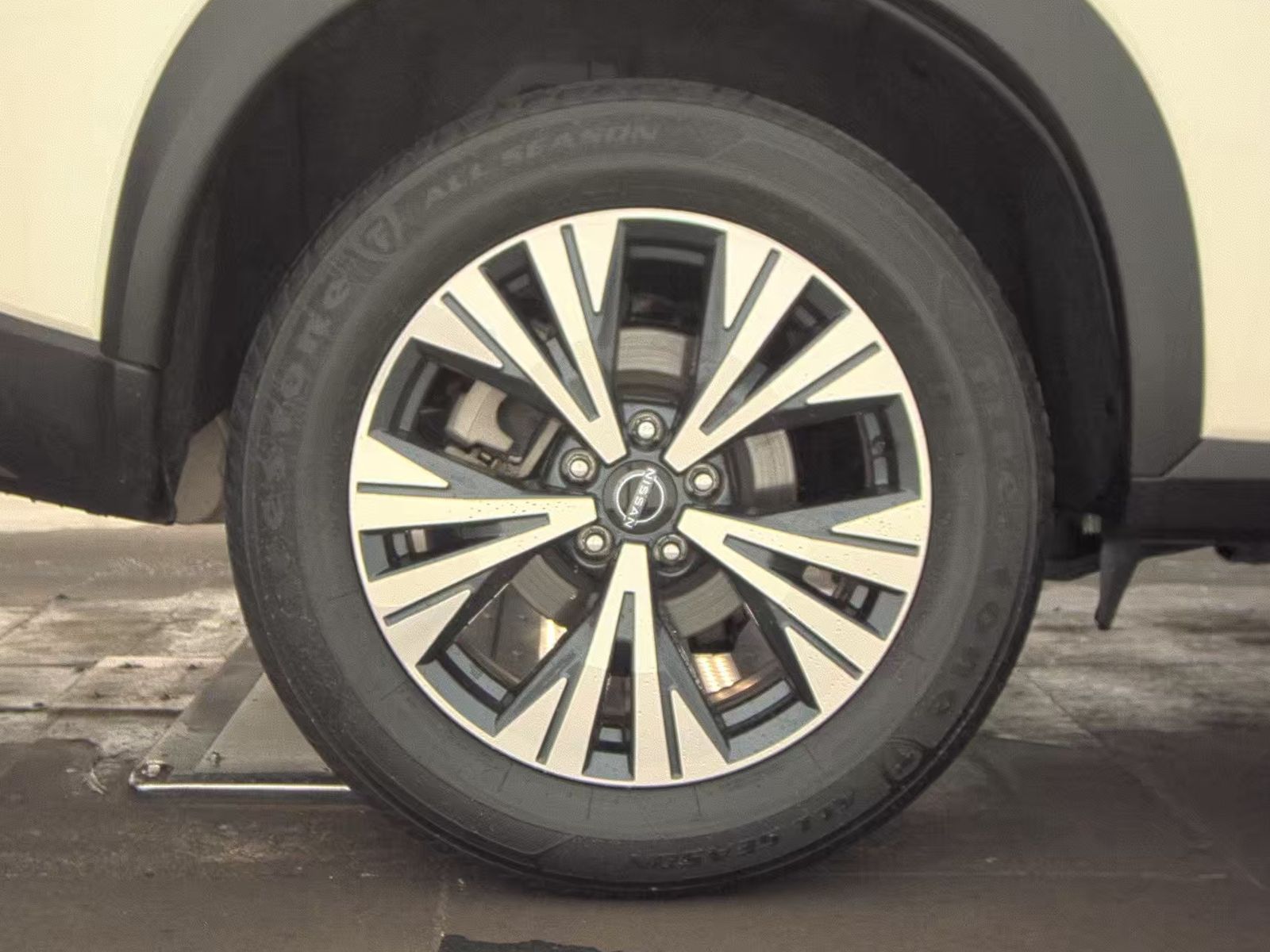 2022 Nissan Rogue SV AWD