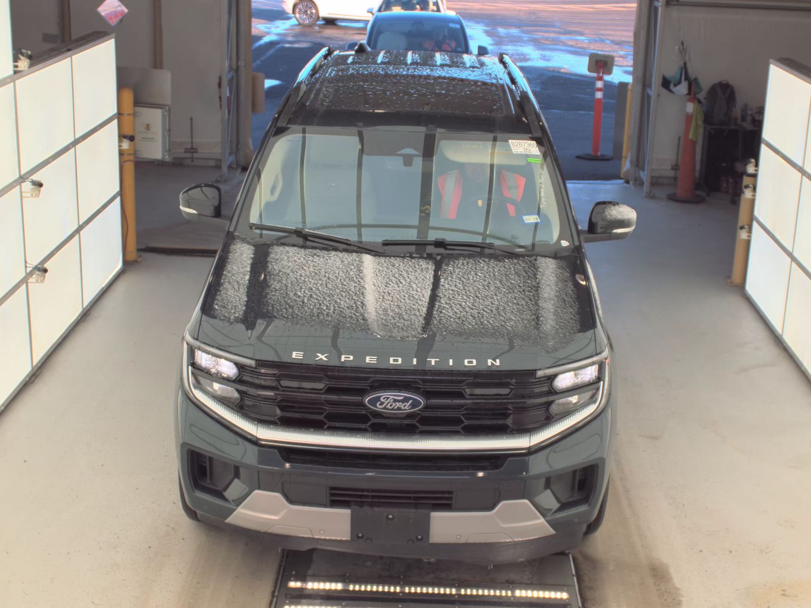 FORD EXPEDITION - 3