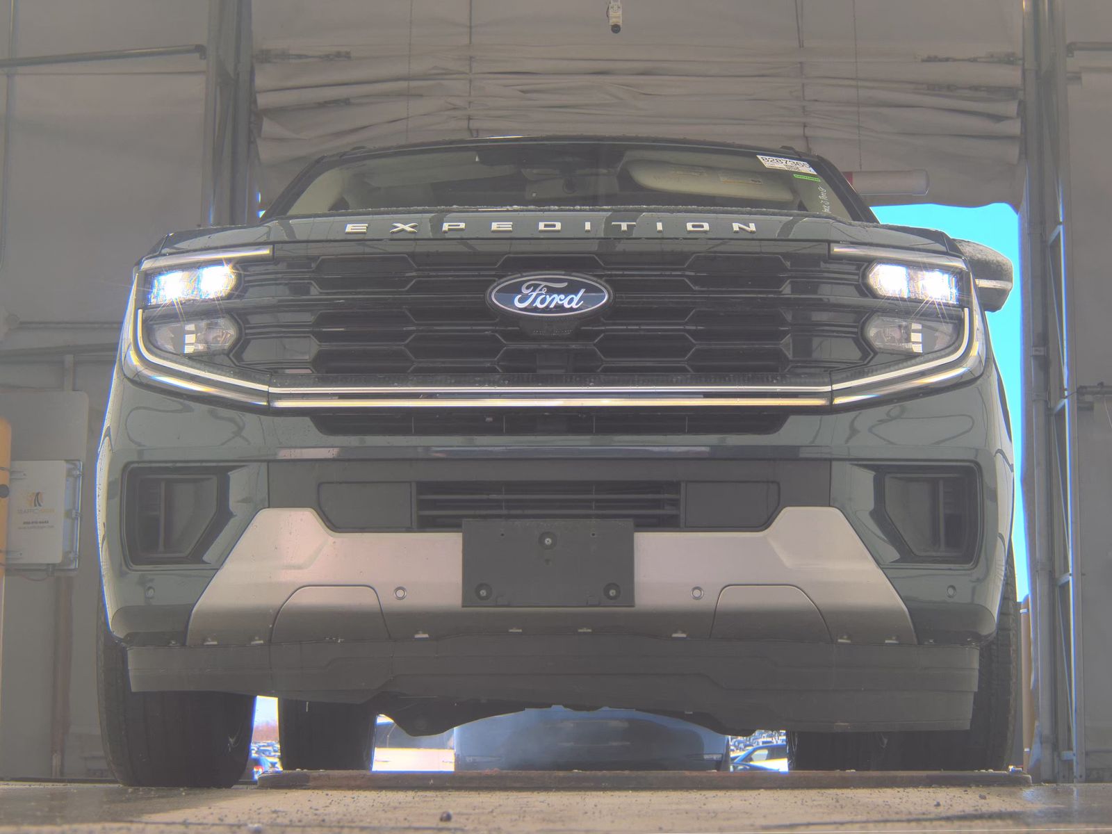 FORD EXPEDITION - 4