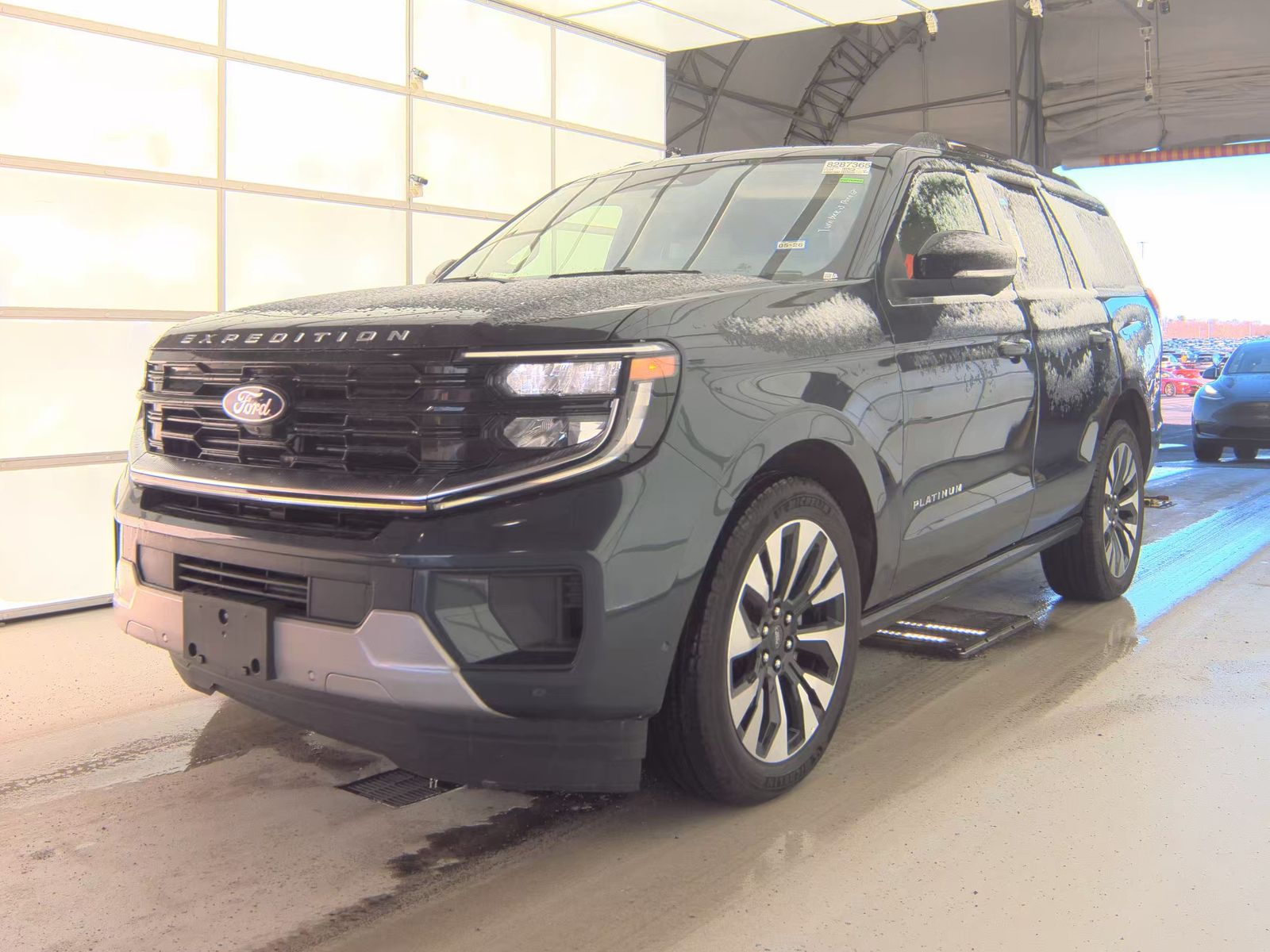 FORD EXPEDITION - 1