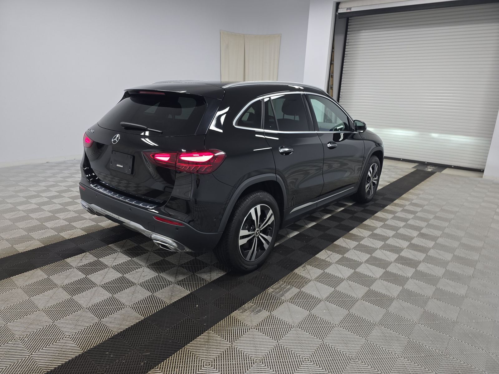 MERCEDES-BENZ GLA-CLASS - 5