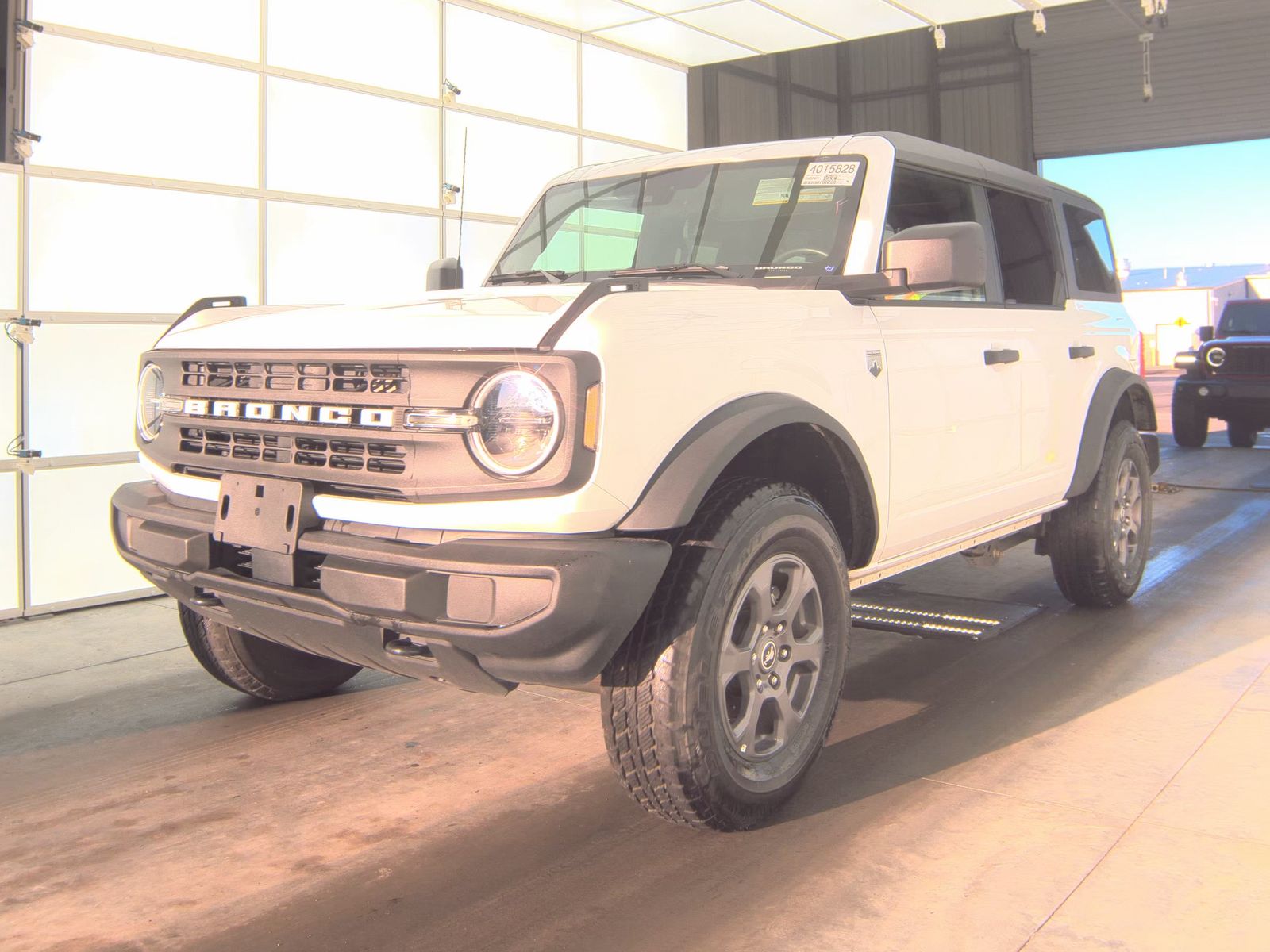 FORD BRONCO - 1
