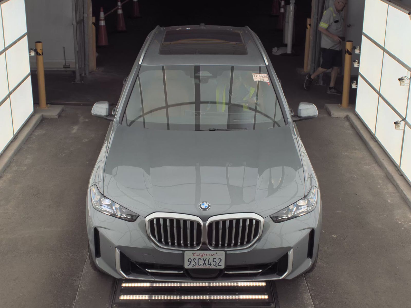 2025 BMW X5 xDrive40i AWD