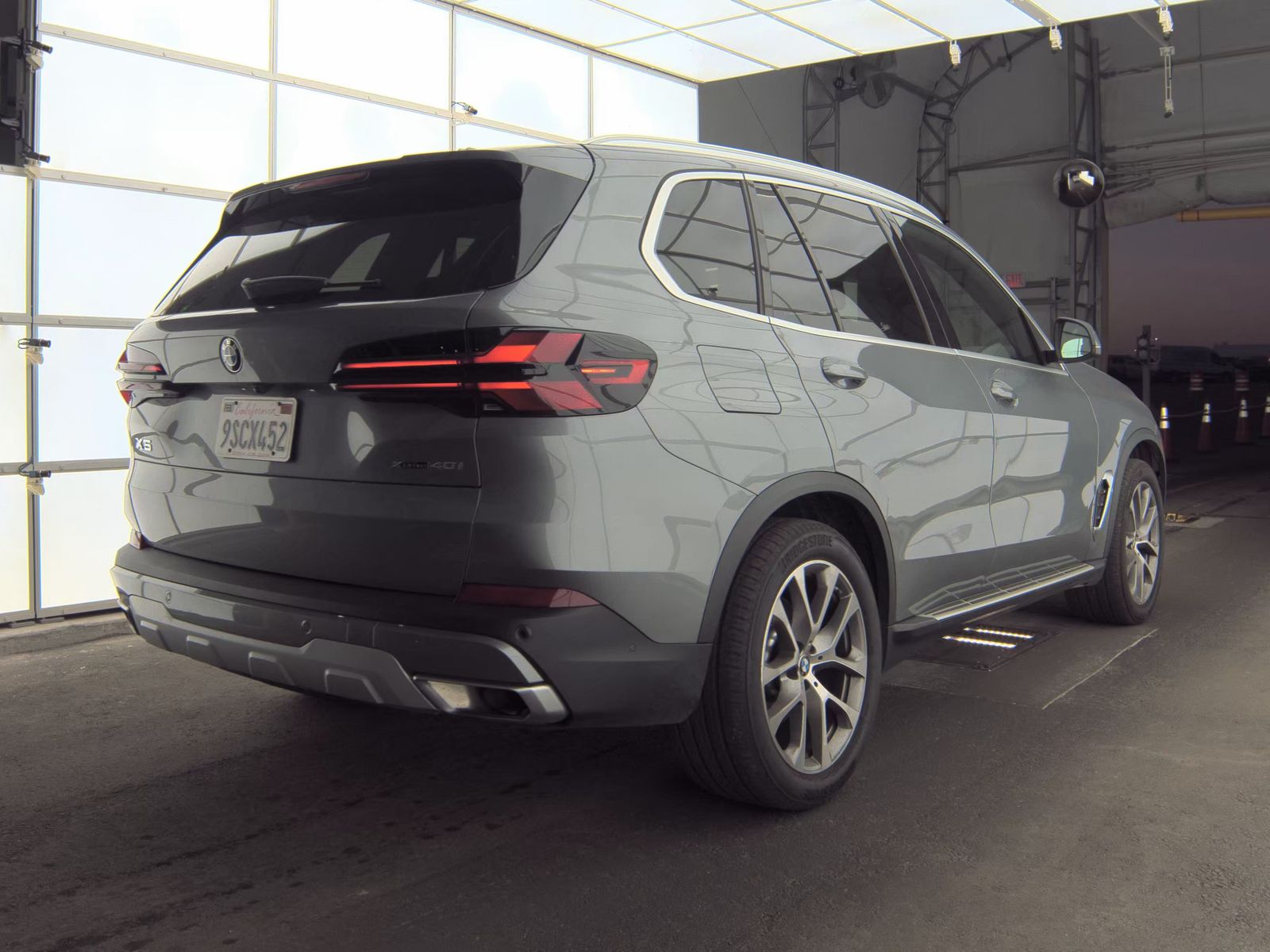 2025 BMW X5 xDrive40i AWD