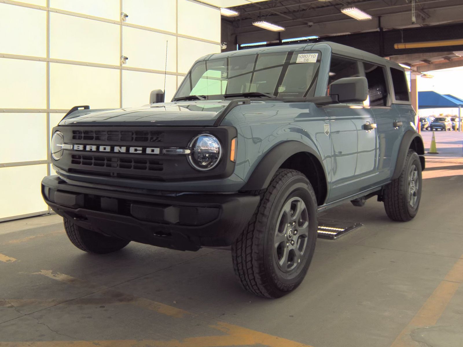 FORD BRONCO - 1