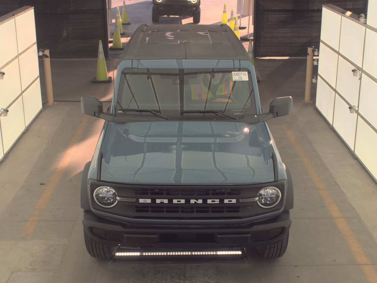FORD BRONCO - 3